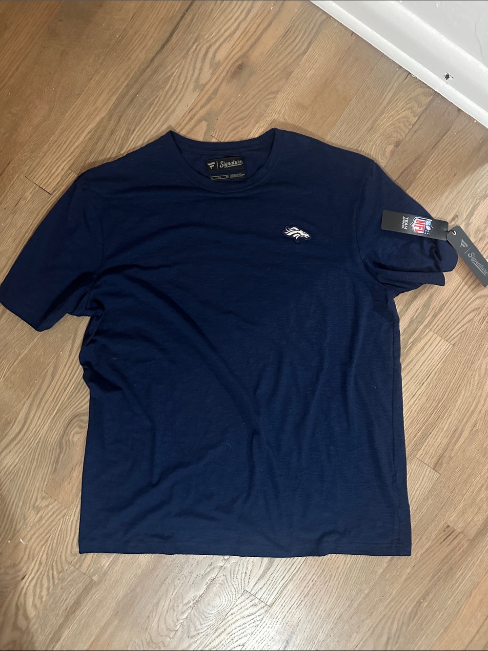 NWT - Signature Navy Denver Broncos Short Sleeve Crew Tee - NFL Team Apparel